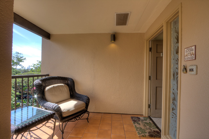 KaanapaliRoyalG301_000